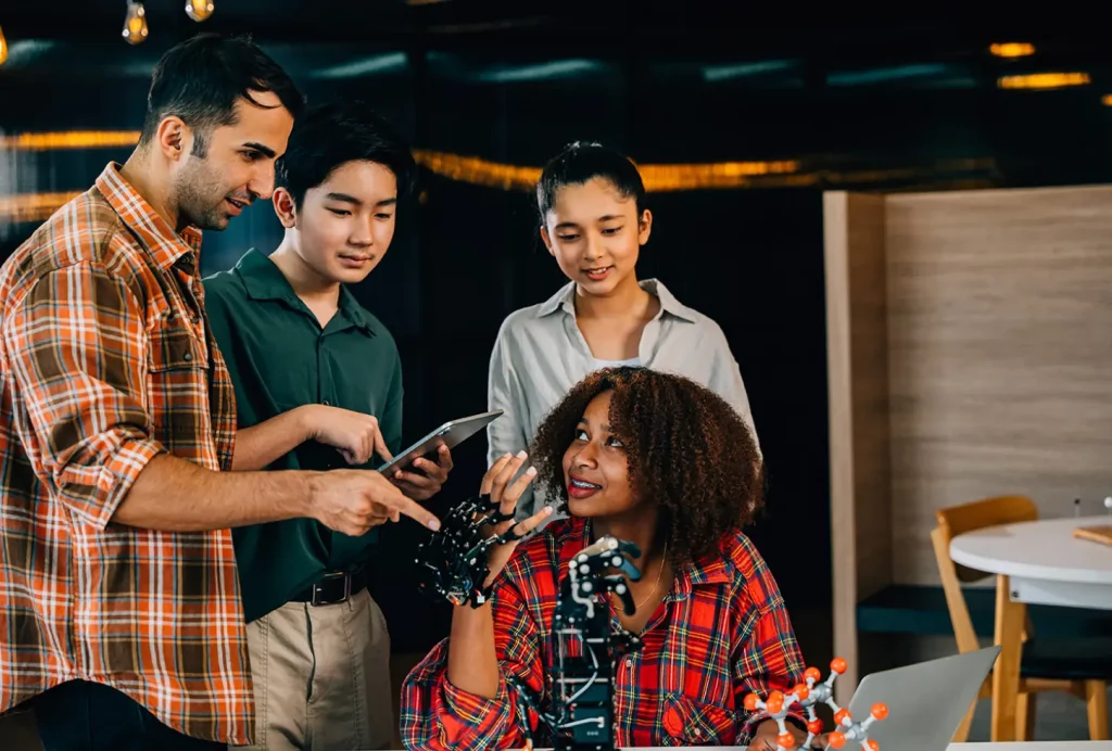 ¿Sabes cuál es la diferencia entre un título, un diploma y un certificado universitario?  