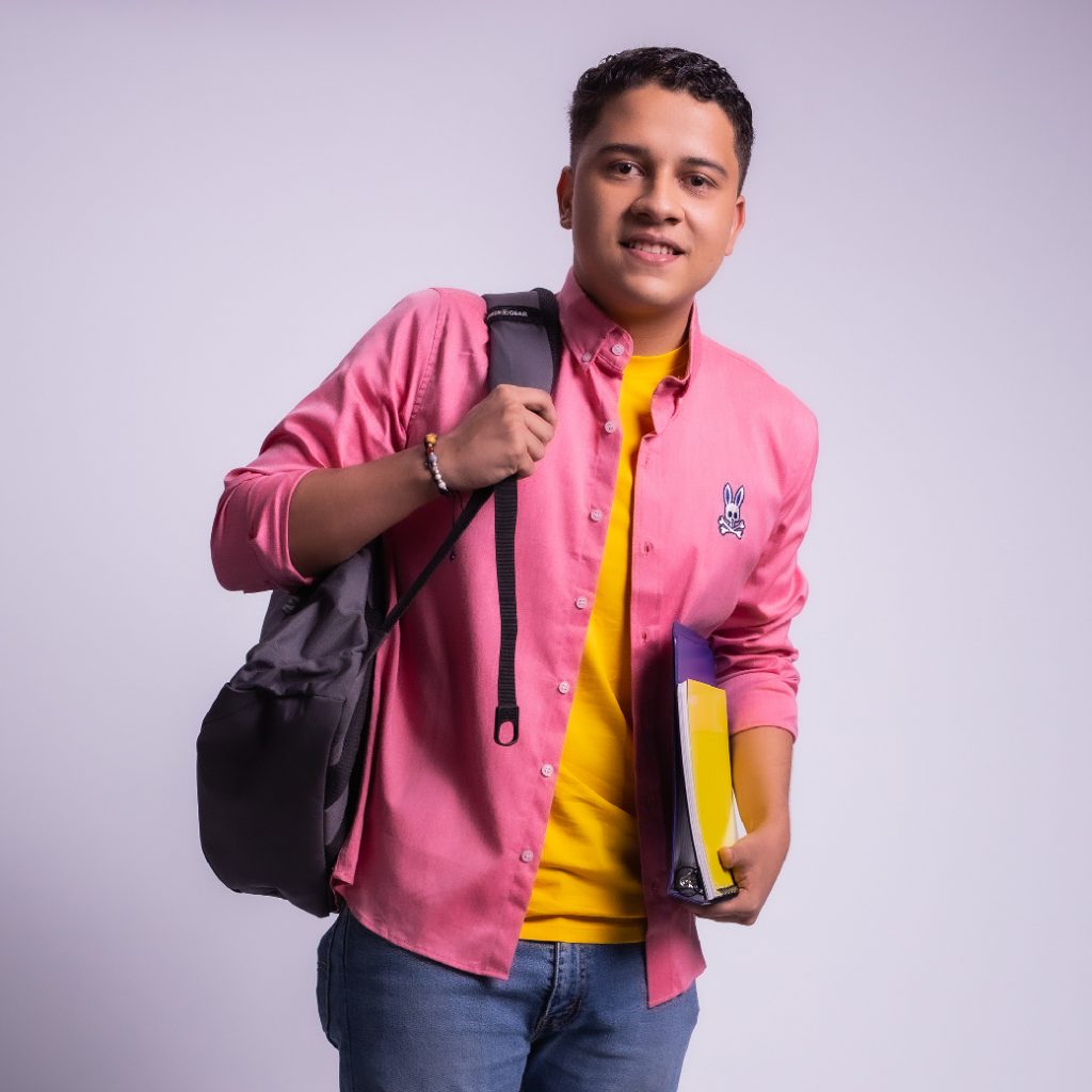 Dónde y cómo estudiar para ser un buen periodista en Honduras