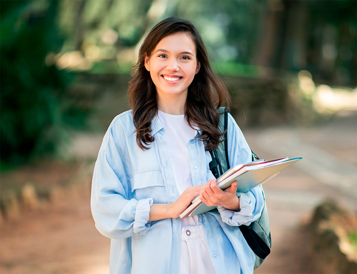 Licenciatura en Ingeniería Comercial